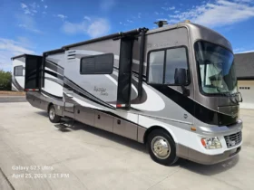 For sale – 2013 FLEETWOOD BOUNDER CLASSIC 34M