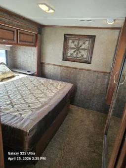
										For sale – 2013 FLEETWOOD BOUNDER CLASSIC 34M full									