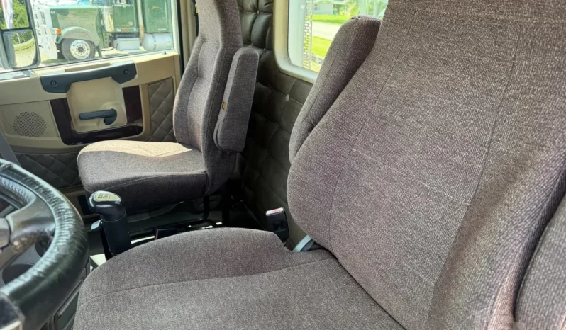 
								For sale – 2014 FREIGHTLINER CORONADO 132 – Day Cab Truck full									