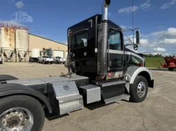 
										For sale – 2010 KENWORTH T800 – Day Cab Truck full									