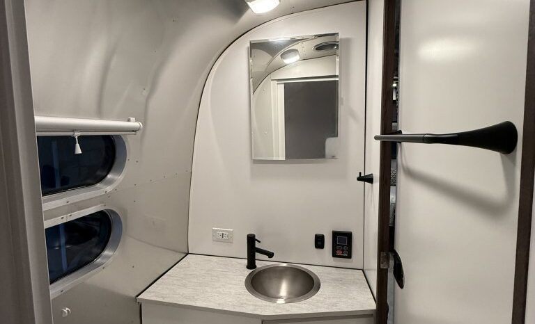 
								For sale – 2022 Airstream Caravel 20FB full									