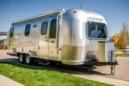 
										For sale – 2004 Airstream Safari 25SS full									