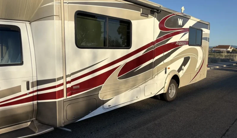 
								For sale – 2014 Winnebago Aspect 30J full									