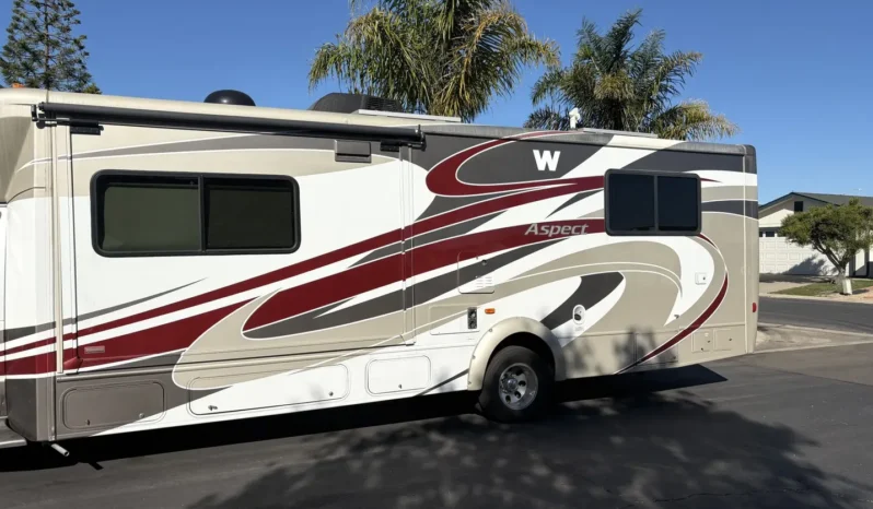 
								For sale – 2014 Winnebago Aspect 30J full									