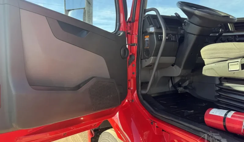 
								For sale – 2021 VOLVO VNR64T300 – Day Cab Truck full									