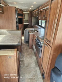 
										For sale – 2013 FLEETWOOD BOUNDER CLASSIC 34M full									