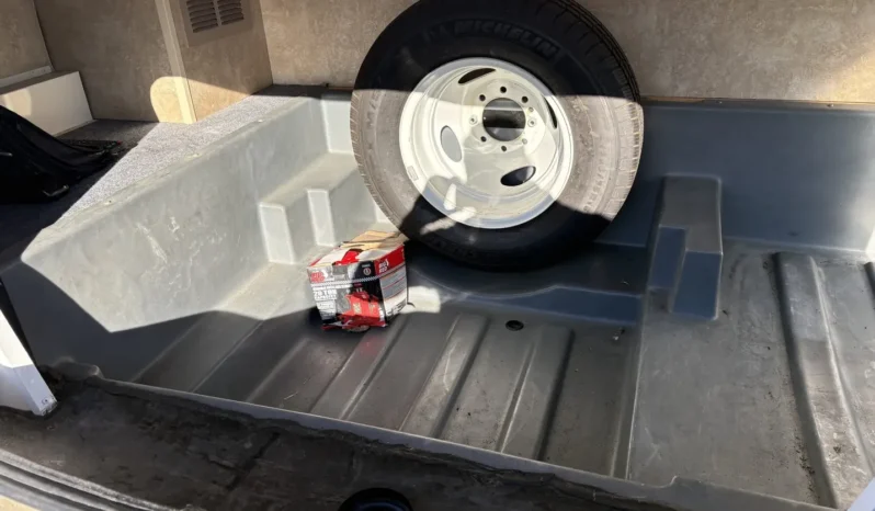 
								For sale – 2014 Winnebago Aspect 30J full									