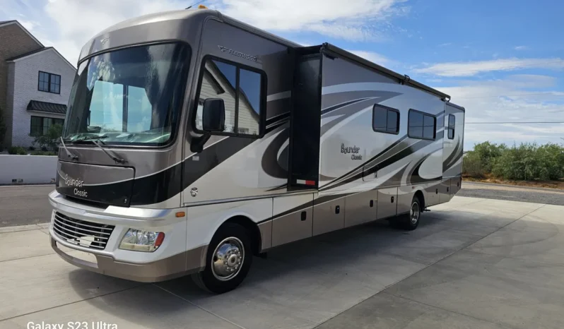 
								For sale – 2013 FLEETWOOD BOUNDER CLASSIC 34M full									