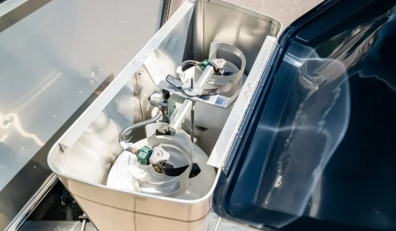 
								For sale – 2004 Airstream Safari 25SS full									