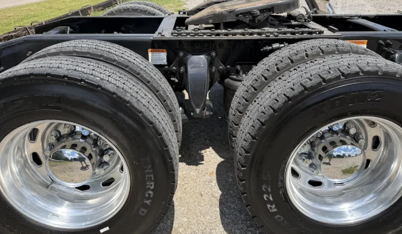 
								For sale – 2014 FREIGHTLINER CORONADO 132 – Day Cab Truck full									