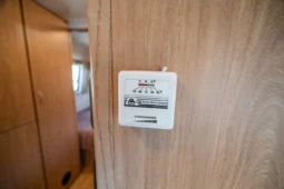 
										For sale – 2004 Airstream Safari 25SS full									