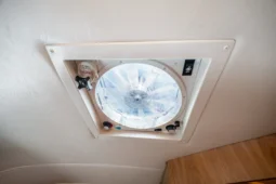 
										For sale – 2004 Airstream Safari 25SS full									