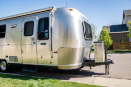
										For sale – 2004 Airstream Safari 25SS full									