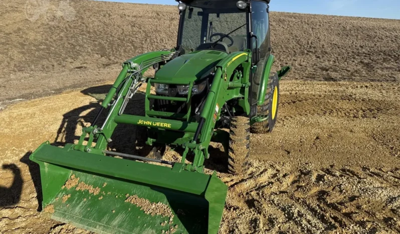 
								For sale – 022 JOHN DEERE 3046R full									