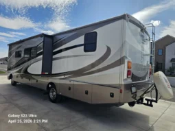 
										For sale – 2013 FLEETWOOD BOUNDER CLASSIC 34M full									