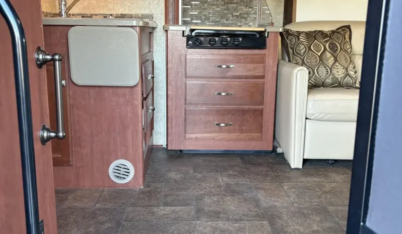 
								For sale – 2014 Winnebago Aspect 30J full									