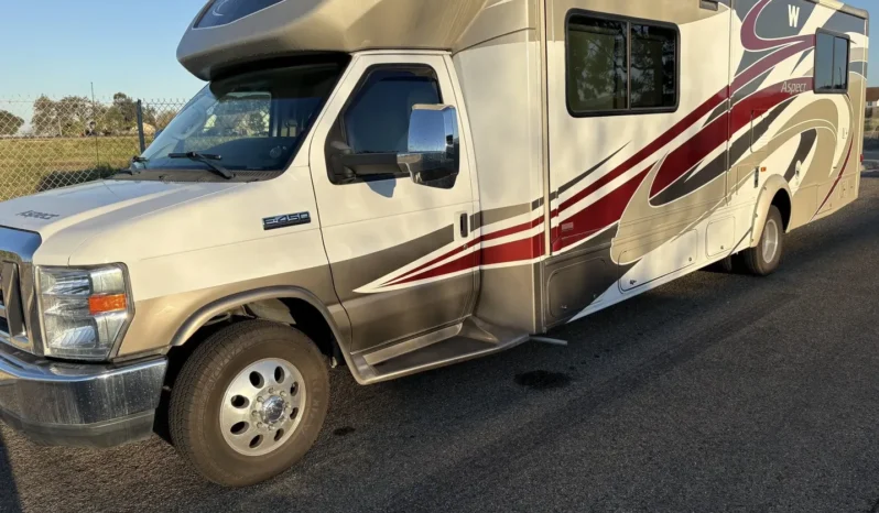 
								For sale – 2014 Winnebago Aspect 30J full									