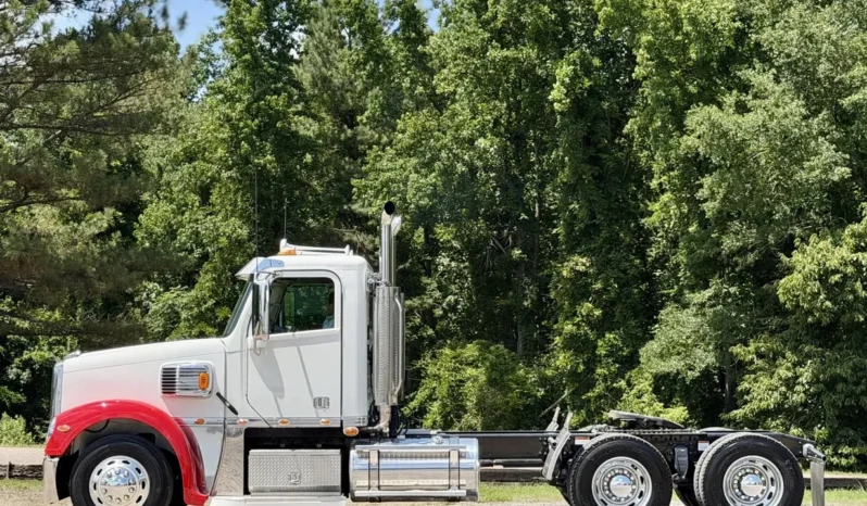 
								For sale – 2014 FREIGHTLINER CORONADO 132 – Day Cab Truck full									