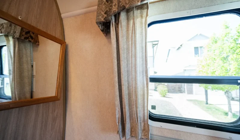 
								For sale – 2004 Airstream Safari 25SS full									