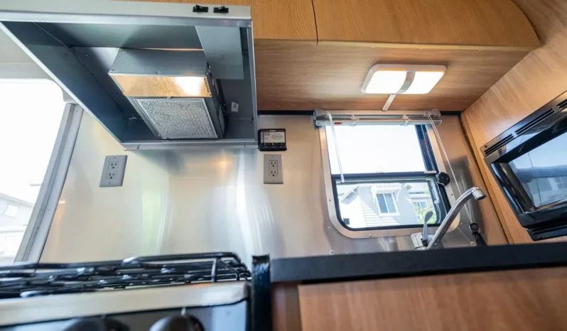 
								For sale – 2004 Airstream Safari 25SS full									