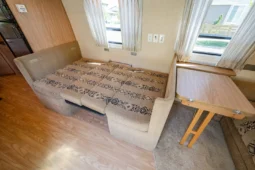 
										For sale – 2004 Airstream Safari 25SS full									