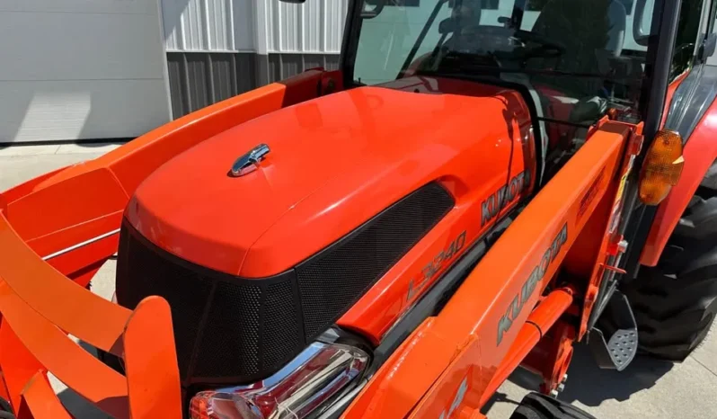 
								For sale – 2012 Kubota L3240 full									