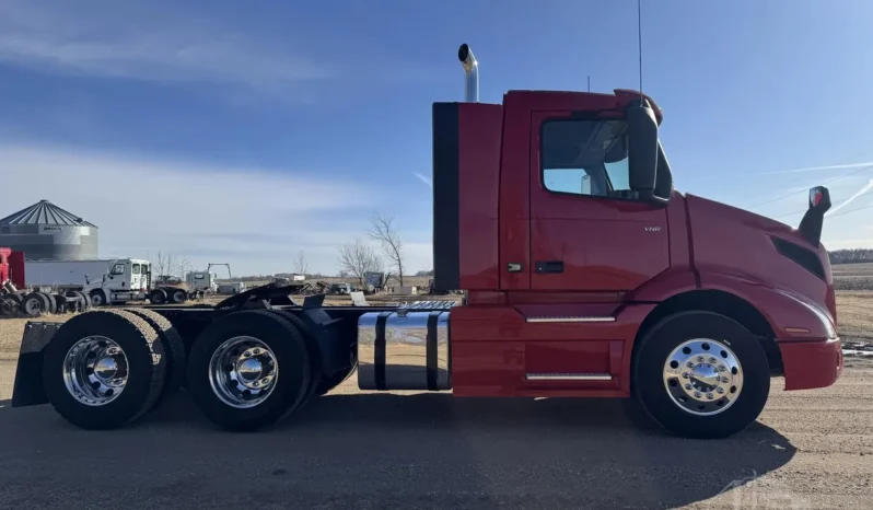 
								For sale – 2021 VOLVO VNR64T300 – Day Cab Truck full									