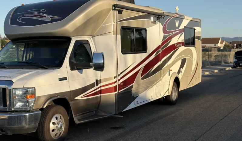 
								For sale – 2014 Winnebago Aspect 30J full									