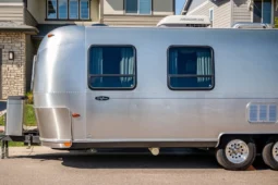 
										For sale – 2004 Airstream Safari 25SS full									