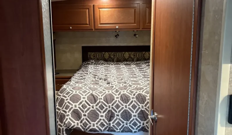 
								For sale – 2014 Winnebago Aspect 30J full									