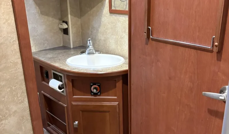 
								For sale – 2014 Winnebago Aspect 30J full									