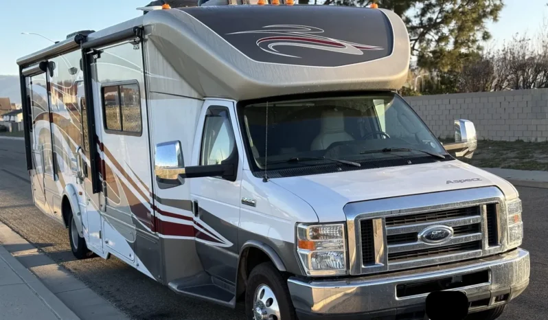 
								For sale – 2014 Winnebago Aspect 30J full									