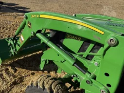 
										For sale – 022 JOHN DEERE 3046R full									