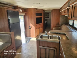 
										For sale – 2013 FLEETWOOD BOUNDER CLASSIC 34M full									