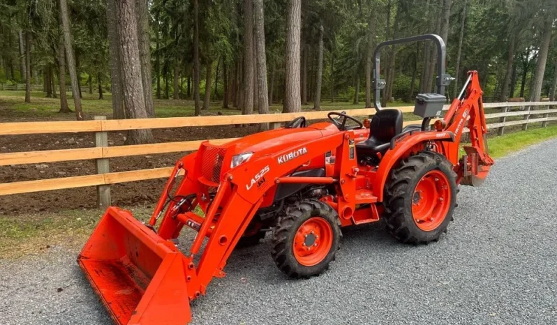 
								For sale – 2018 Kubota L3301 full									