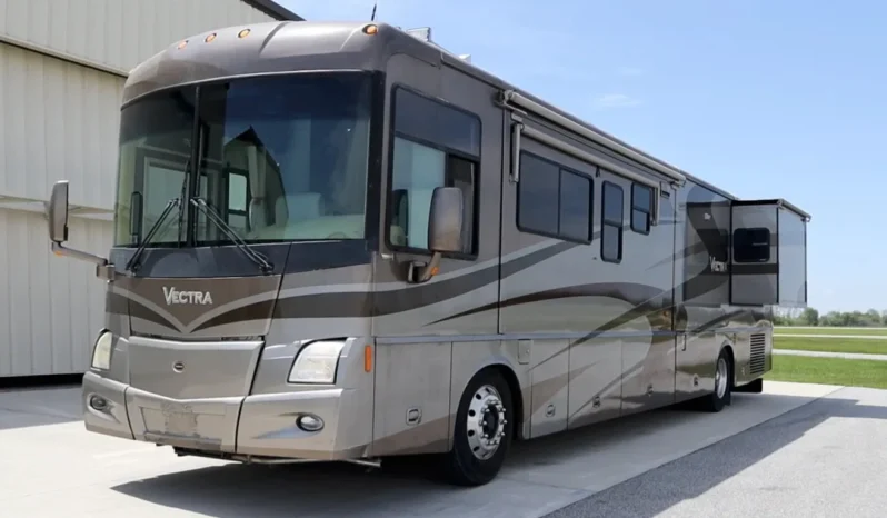 
								For sale – 2004 Winnebago Vectra 40AD full									