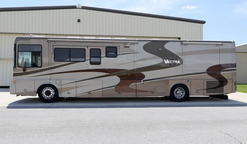 
								For sale – 2004 Winnebago Vectra 40AD full									
