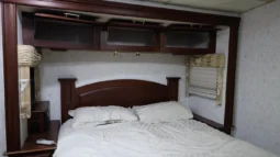 
										For sale – 2004 Winnebago Vectra 40AD full									