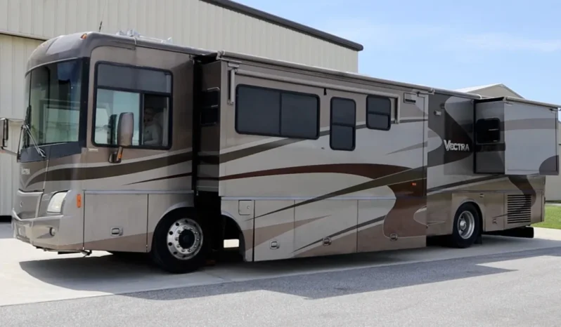 
								For sale – 2004 Winnebago Vectra 40AD full									