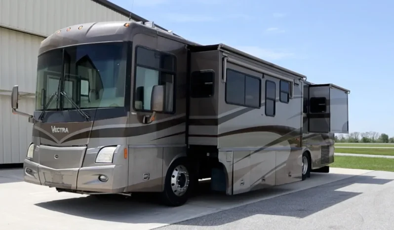 
								For sale – 2004 Winnebago Vectra 40AD full									