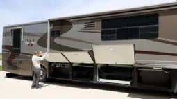 
										For sale – 2004 Winnebago Vectra 40AD full									